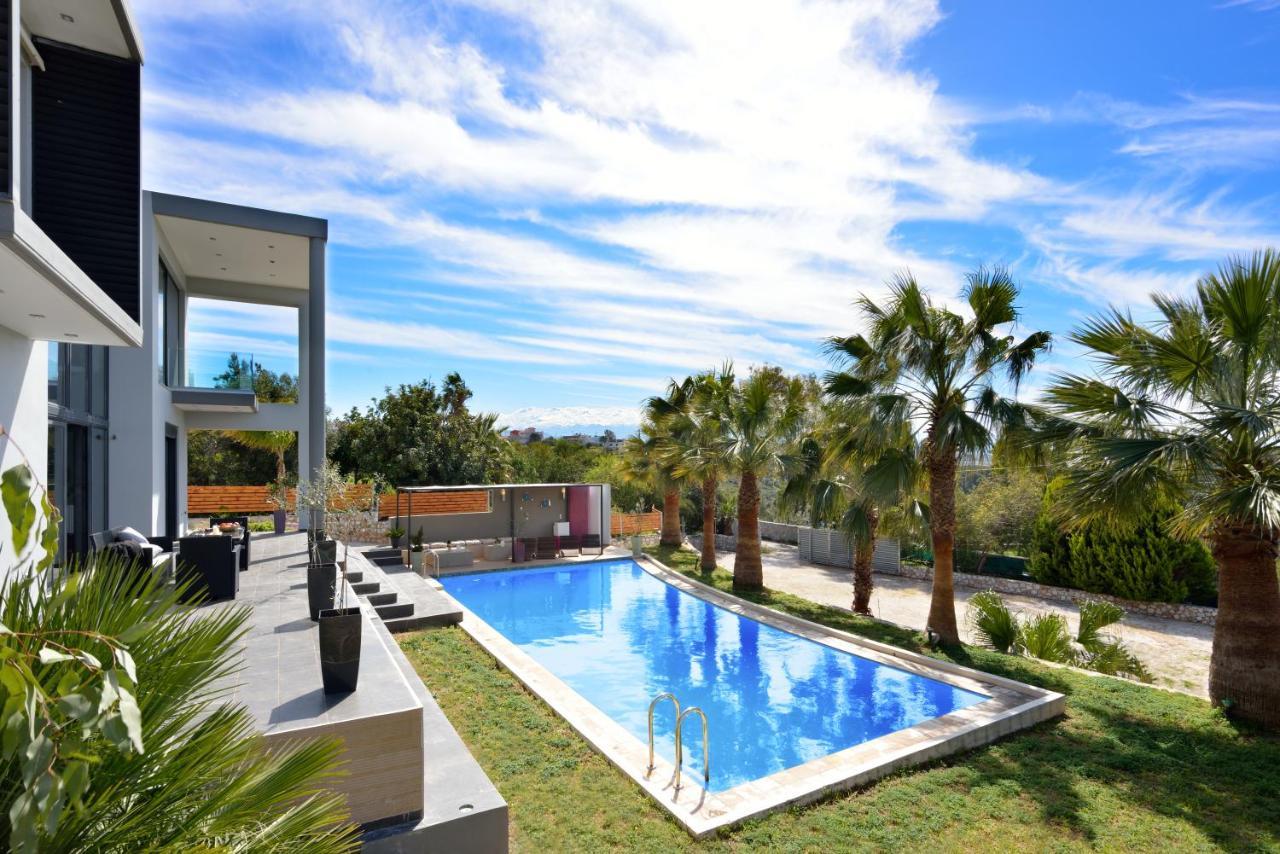 Adorno Luxury Villas Chorafakia Екстериор снимка