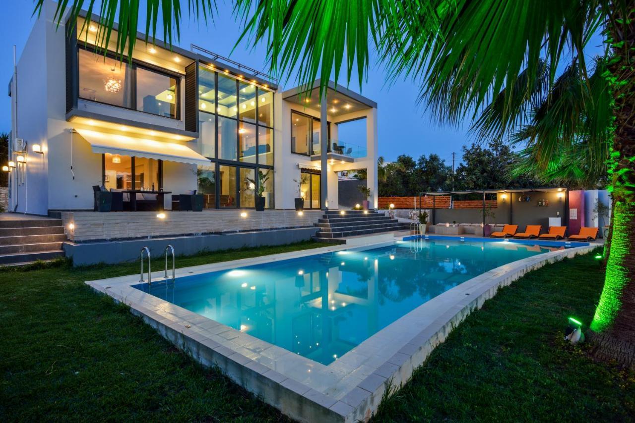 Adorno Luxury Villas Chorafakia Екстериор снимка
